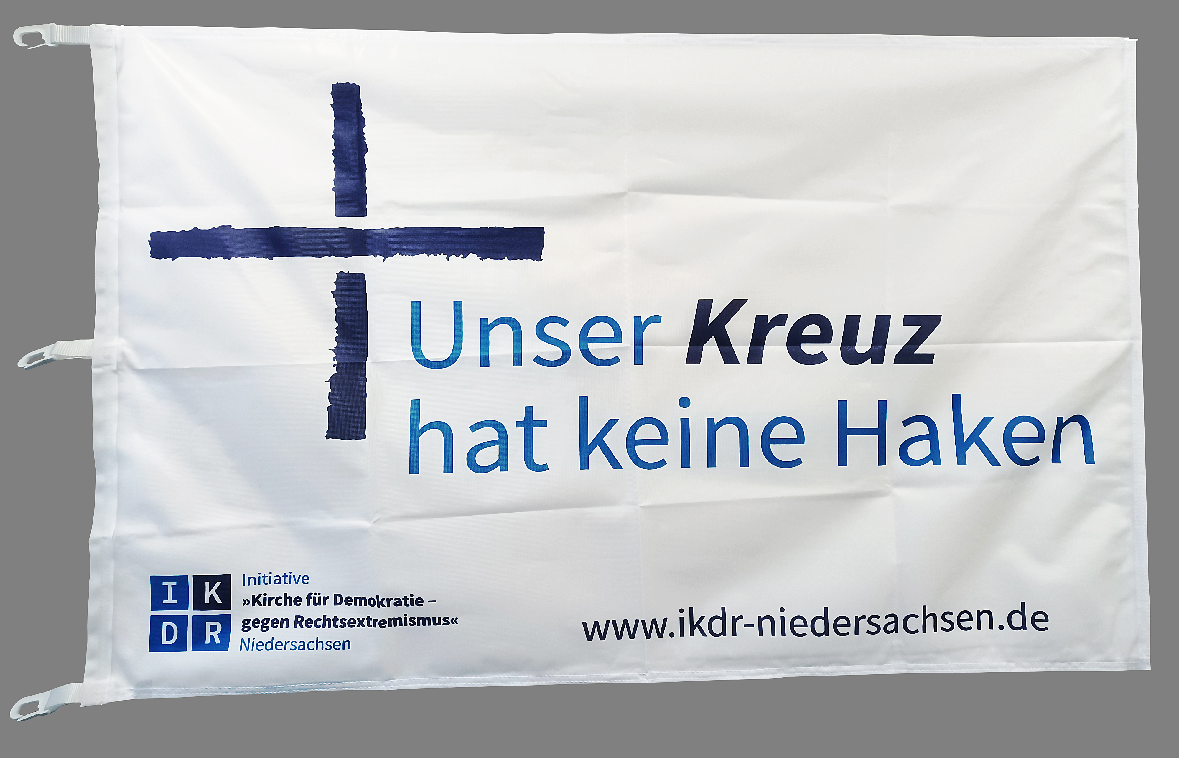 Fahne  „Unser Kreuz hat keine Haken“